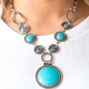 Paparazzi Accessories Necklace Set
